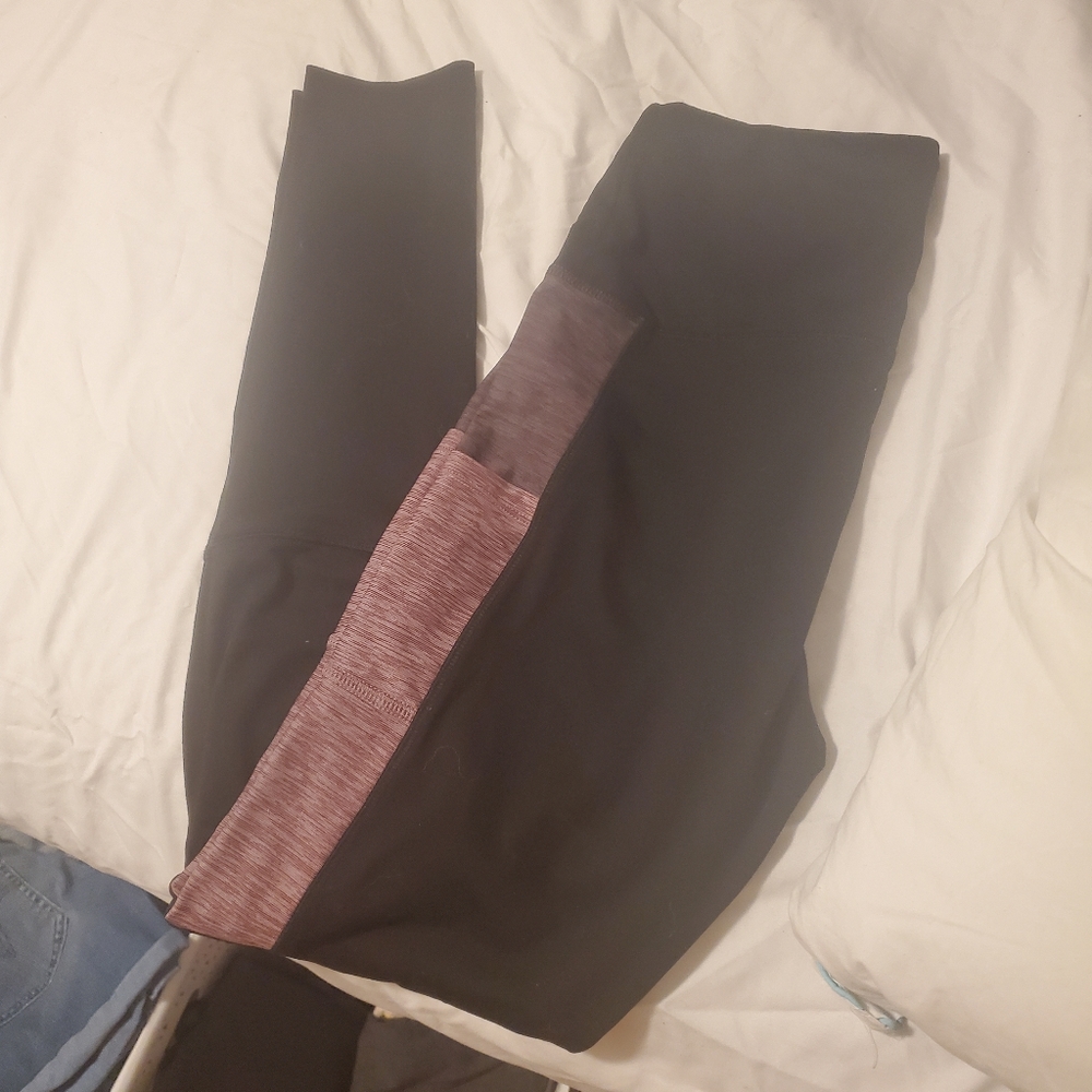 Victorias Secret Pink Ultimate legging w pockets